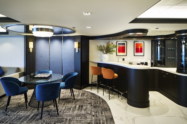 Marella Cruises Marella Discovery 2 Royal Suite ©Marella Cruises 3.jpg